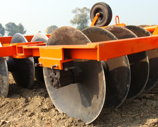 trailed-offset-disc-harrow-(with-tyre)