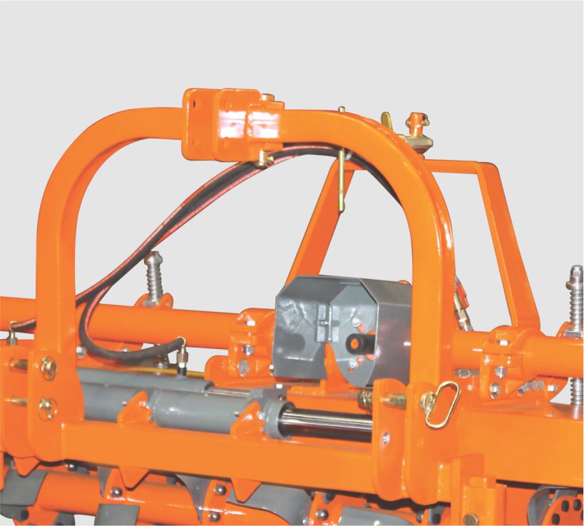 side-shifting-rotary-tiller